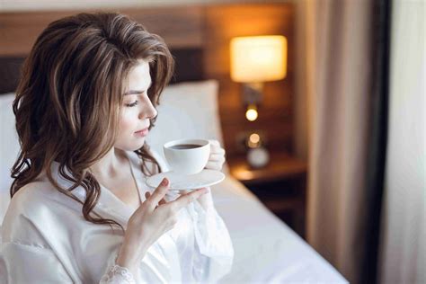 drank coffee at 5pm can't sleep|Caffeine & Sleep: How Long Does Caffeine Keep You .